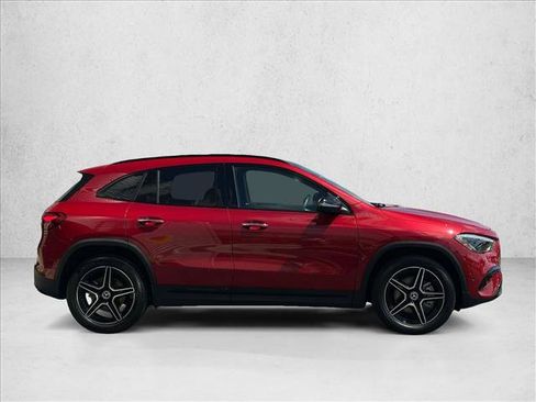 Used 2026 Mercedes-Benz GLA 250 image 4