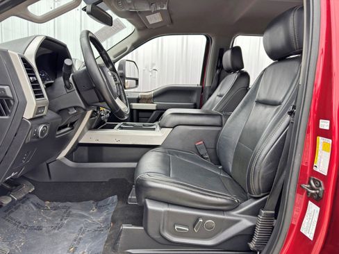 Used 2019 Ford F250 Lariat image 14