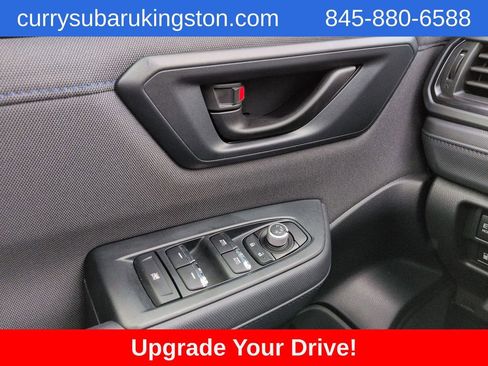 Used 2025 Subaru Forester Premium image 28