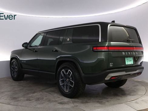 Used 2025 Rivian R1S Adventure image 17