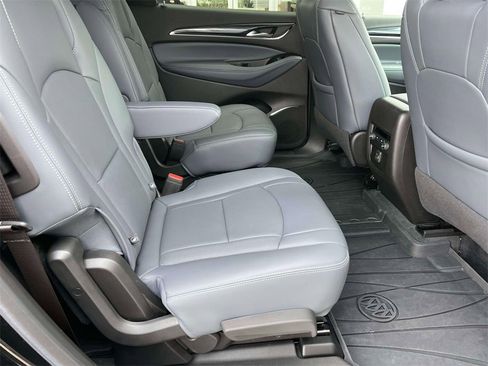 Certified 2023 Buick Enclave Essence image 21