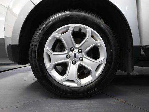 Used 2013 Ford Edge SEL image 16