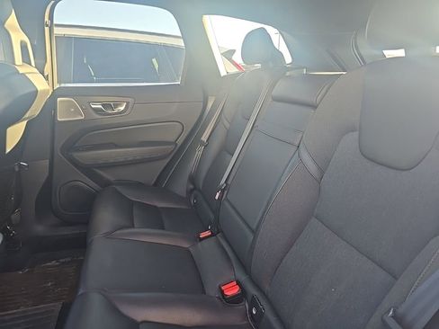 Used 2018 Volvo XC60 T6 Inscription w/ Convenience Package image 6