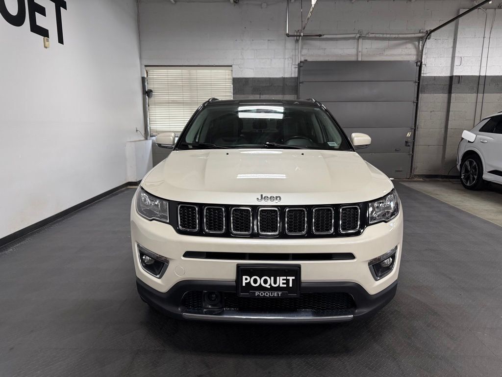 Used 2019 Jeep Compass Limited w/ Advanced Safety Group AWD/4WD image 3