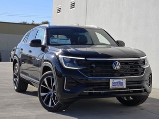 New 2025 Volkswagen Atlas Cross Sport SEL Premium R-Line video 2