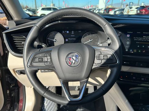 Used 2023 Buick Envision Avenir image 12