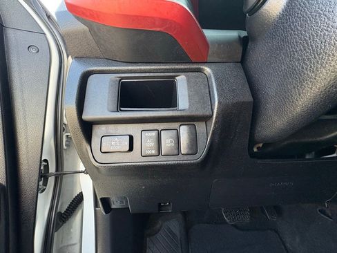 Used 2019 Toyota Tacoma TRD Off-Road image 15