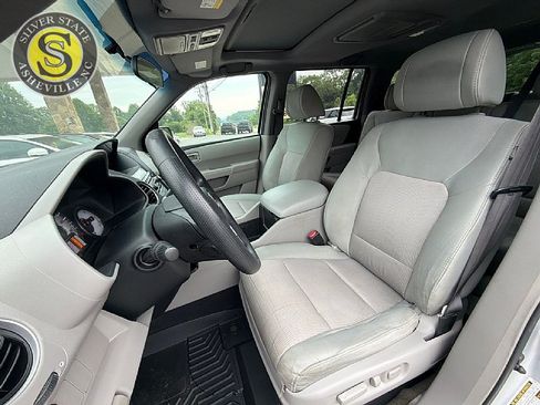 Used 2015 Honda Pilot SE image 12