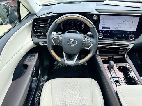 Used 2023 Lexus RX 350 Premium Plus w/ Cold Area Package FWD image 12
