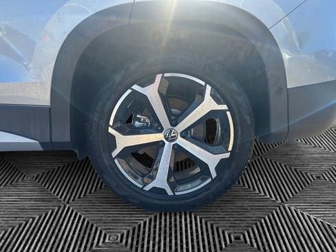 New 2026 Volkswagen Tiguan SE image 14