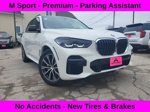 Used 2022 BMW X5 xDrive40i w/ M Sport Package AWD/4WD image 1