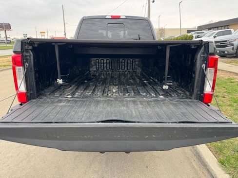 Used 2018 Ford F250 Lariat w/ Chrome Package AWD/4WD image 10