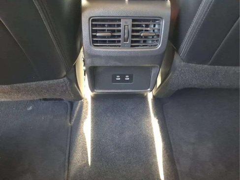 Used 2024 Nissan Rogue SV w/ SV Premium Package FWD image 12