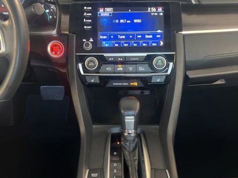 Used 2019 Honda Civic EX image 13