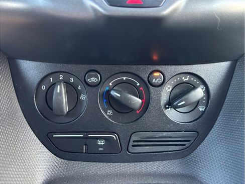 Used 2016 Ford Transit Connect XL image 22