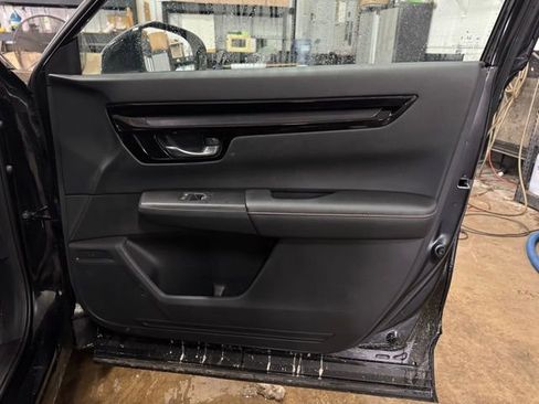 Used 2024 Honda CR-V Sport Touring image 14