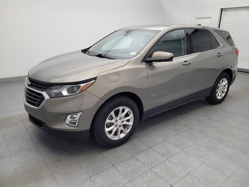 Used 2019 Chevrolet Equinox LT AWD/4WD image 2