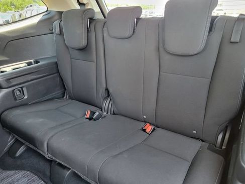Used 2021 Subaru Ascent Premium w/ Sport Package AWD/4WD image 18