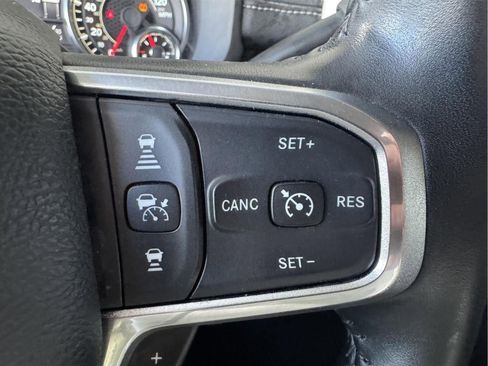 Used 2024 RAM 2500 Laramie w/ Safety Group AWD/4WD image 17