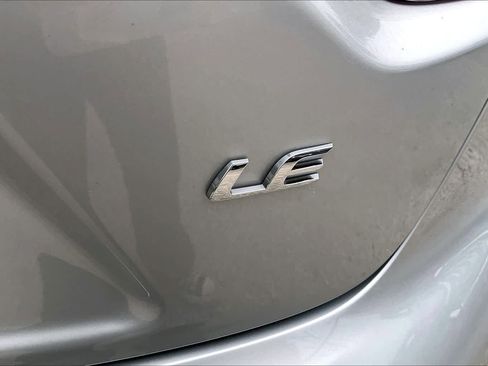 Used 2024 Toyota Corolla LE FWD image 10
