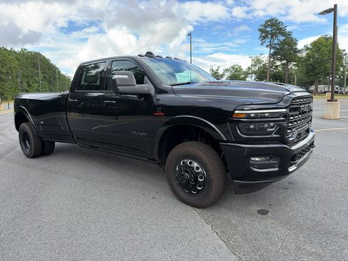 New 2026 RAM 3500 Limited AWD/4WD image 2