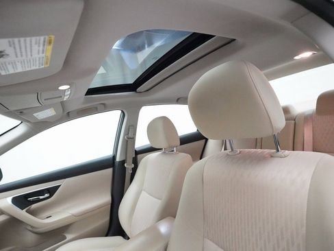 Used 2016 Nissan Altima 2.5 SV w/ Convenience Package image 31