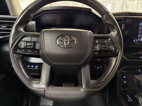 Used 2023 Toyota Tundra SR5 w/ SR5 Convenience Package AWD/4WD image 15