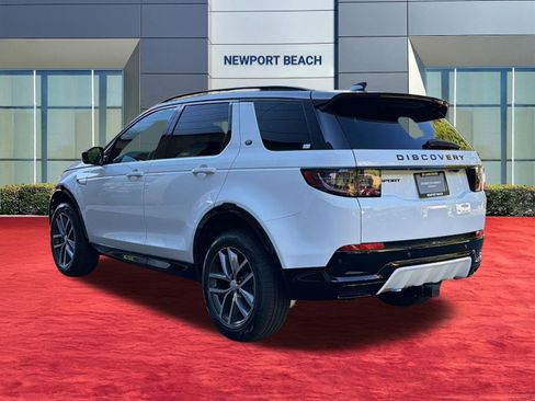New 2026 Land Rover Discovery Sport Landmark AWD/4WD image 3