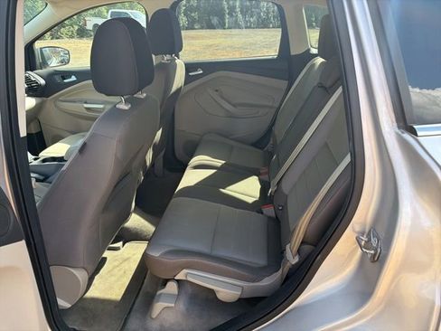 Used 2016 Ford Escape SE w/ Equipment Group 201A image 12