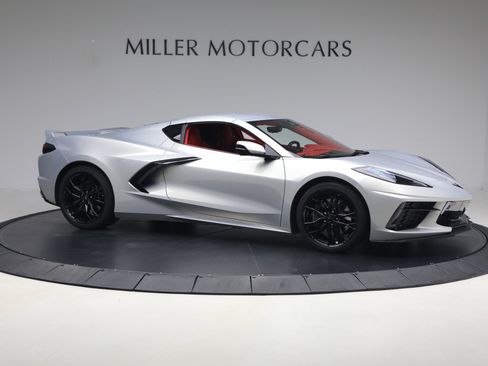 Used 2024 Chevrolet Corvette Stingray Premium Cpe w/ Z51 Performance Package RWD image 11