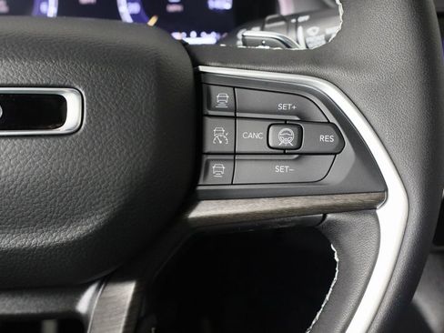 New 2026 Jeep Grand Cherokee Limited AWD/4WD image 10