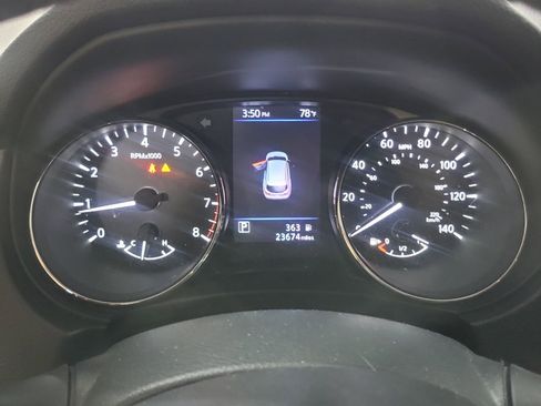 Used 2021 Nissan Rogue Sport SV image 10