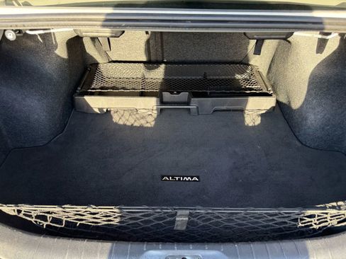 Used 2020 Nissan Altima 2.5 SR w/ Premium Package image 40