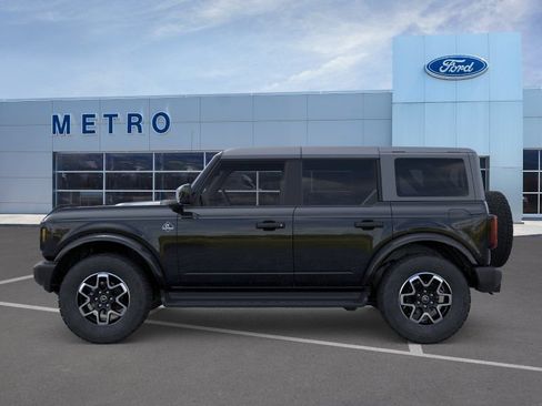 New 2026 Ford Bronco Outer Banks AWD/4WD image 4
