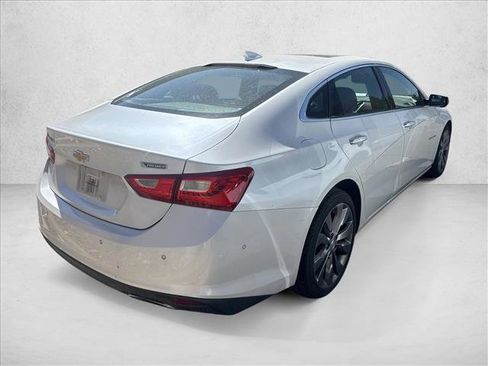 Used 2016 Chevrolet Malibu Premier w/ Driver Confidence Package II FWD image 6