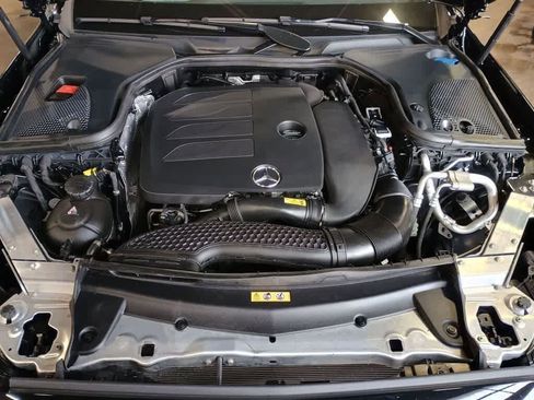 Used 2023 Mercedes-Benz E 350 4MATIC Sedan image 33