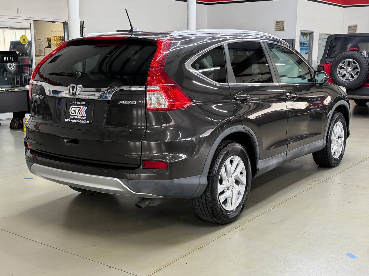 Used 2015 Honda CR-V EX-L image 2