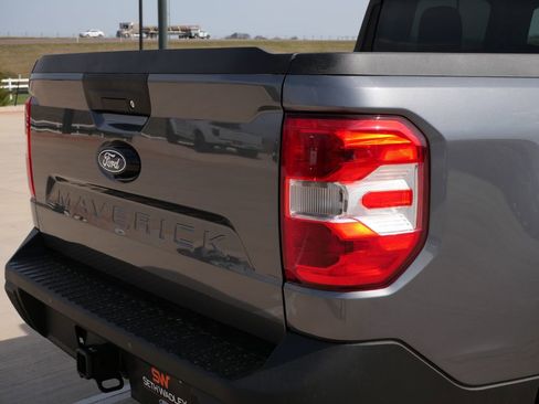 New 2026 Ford Maverick XLT FWD image 9