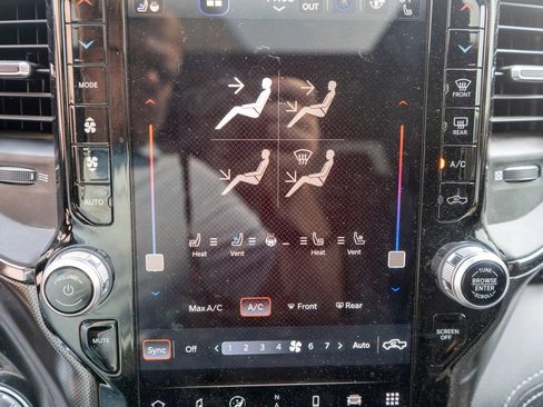 Used 2023 RAM 1500 Limited AWD/4WD image 23