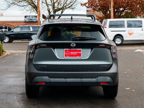 New 2026 Nissan Kicks SV w/ SV Premium Package image 5