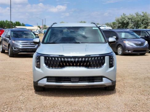 New 2026 Kia Carnival EX image 5