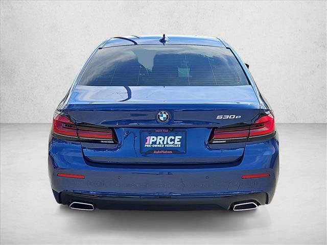 Used 2021 BMW 530e w/ Premium Package RWD image 7