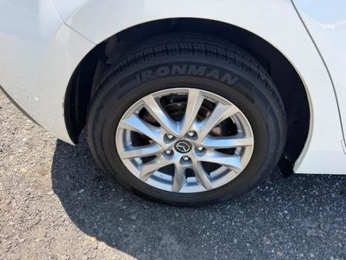 Used 2014 MAZDA MAZDA3 i Touring FWD image 13