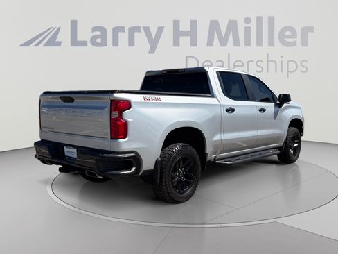 Used 2019 Chevrolet Silverado 1500 LT Trail Boss AWD/4WD image 5