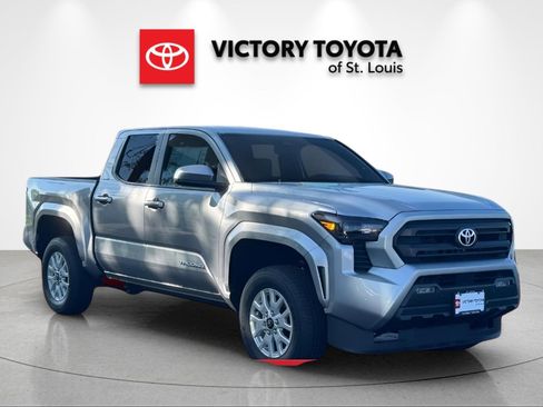 New 2025 Toyota Tacoma SR5 image 1