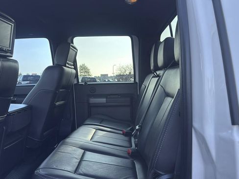 Used 2011 Ford F250 Lariat w/ Lariat Interior Pkg AWD/4WD image 24