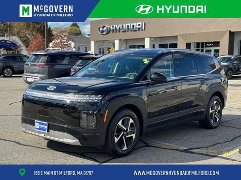 New 2026 Hyundai Ioniq 9 SE AWD/4WD image 1
