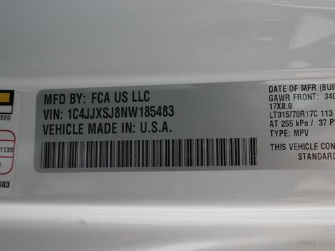 Used 2022 Jeep Wrangler Unlimited Rubicon w/ Xtreme Recon 35" Tire Package image 32