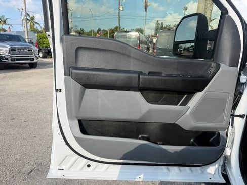 Used 2024 Ford F350 XL w/ Snow Plow Prep Package AWD/4WD image 9