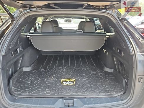 Used 2023 Subaru Outback Wilderness AWD/4WD image 12
